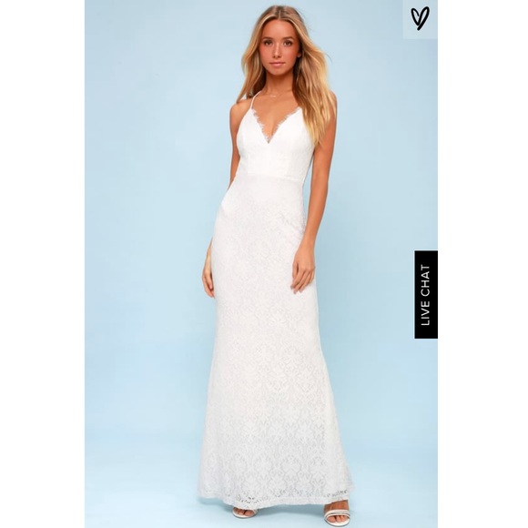Lulus Dresses & Skirts - 💖NWOT Lulu’s lace maxi gown size medium